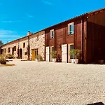 3-star Tourism Rated 1 Bedroom With Aircon And Private Pool - 40 Mins From Bergerac Prázdninový dům