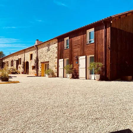 3-star Tourism Rated 1 Bedroom With Aircon And Private Pool - 40 Mins From Bergerac Prázdninový dům