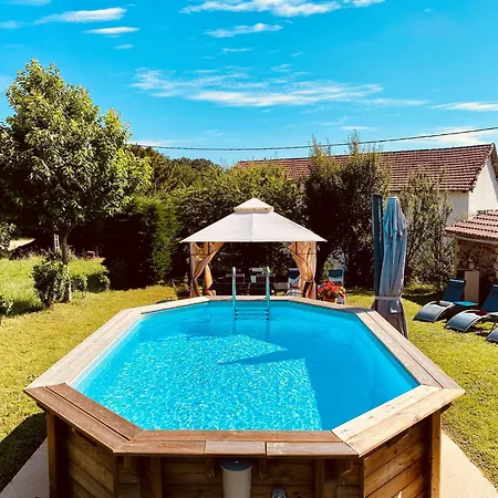 3-star Tourism Rated 1 Bedroom With Aircon And Private Pool - 40 Mins From Bergerac Prázdninový dům Capdrot