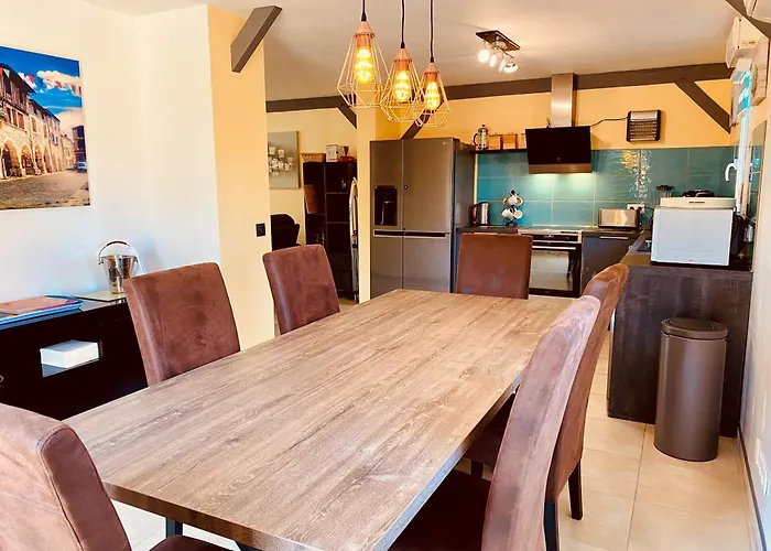 3-star Tourism Rated 1 Bedroom With Aircon And Private Pool - 40 Mins From Bergerac Prázdninový dům Capdrot